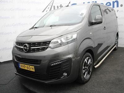 Grijs (metallic) Occasion 2020 Opel Vivaro Innovation MPV | € 17.990