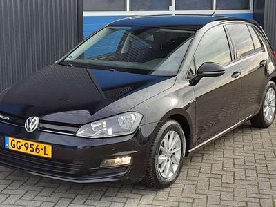 Zwart Occasion 2015 VW Golf VII Comfortline Hatchback | € 7.450 (Eerlijke prijs)