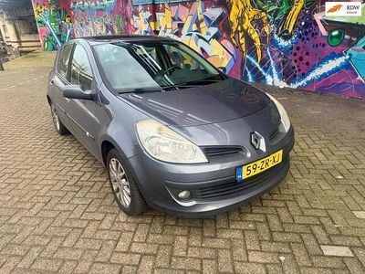 Occasion Renault Clio II Dynamique 111 PK (81 kW) 2008 Blauw (metallic) Hatchback