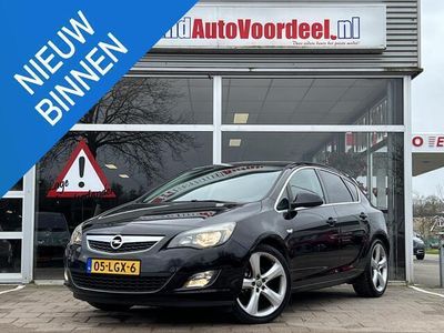 tweedehands Opel Astra 1.4 Turbo Sport 5 Deurs / Sport stoelen / Navi / 6 Bak / 2010