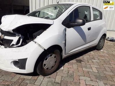tweedehands Chevrolet Spark 1.0 16V LS Bi-Fuel - Airco - Radio CD - Schade