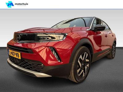 Rood (metallic) Occasion 2021 Opel Mokka-e Elegance SUV | € 17.400 (Duur)