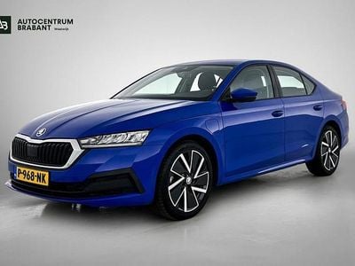 Blauw Occasion 2021 Skoda Octavia Business Line Hatchback | € 24.845 (Eerlijke prijs)