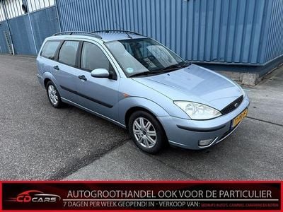Occasion Ford Focus Futura 101 PK (74 kW) 2004 Grijs Stationwagen