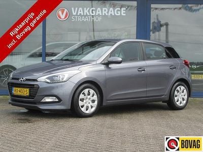 Grijs, metallic lak Occasion 2018 Hyundai i20 Hatchback | € 10.950 (Eerlijke prijs)