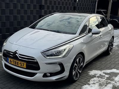 Wit Occasion 2013 Citroën DS5 So Chic Hatchback | € 7.950 (Eerlijke prijs)