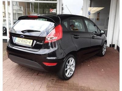 Zwart Gebruikt 2011 Ford Fiesta Hatchback | € 5.250 (Eerlijke prijs)
