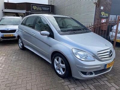 tweedehands Mercedes B200 Automaat / Airco / Stoelverwarming / NAP