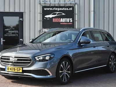 Grijs Occasion 2021 Mercedes E400 AMG line Stationwagen | € 49.950