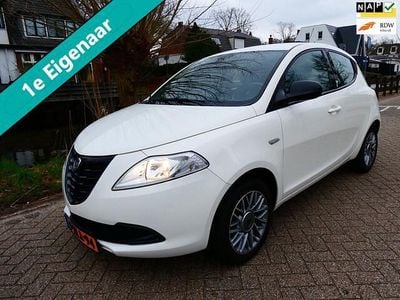 Occasion Lancia Ypsilon 80 PK (58 kW) 2014 Wit Hatchback