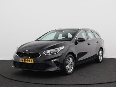 Zwart Gebruikt 2019 Kia Ceed Hatchback | € 13.450 (Eerlijke prijs)