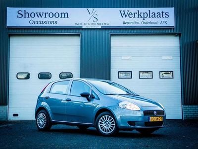 Grijs Occasion 2012 Fiat Grande Punto Hatchback | € 3.950 (Eerlijke prijs)