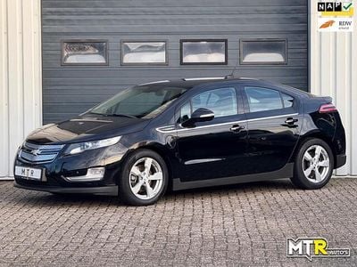 Zwart (metallic) Occasion 2013 Chevrolet Volt LTZ Hatchback | € 5.950 (Eerlijke prijs)