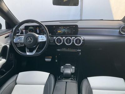 Mercedes CLA200
