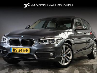 Grijs Occasion 2017 BMW 118 Executive Hatchback | € 18.445