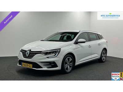 Wit Gebruikt 2022 Renault Mégane GrandTour Intens Stationwagen | € 19.500 (Eerlijke prijs)