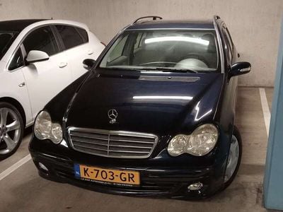 Mercedes C180