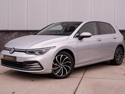 Grijs Occasion 2021 VW Golf VIII Style Hatchback | € 20.900 (Eerlijke prijs)