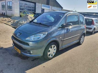 tweedehands Peugeot 1007 1.4 Gentry 3-deurs Airco Bj.:2006