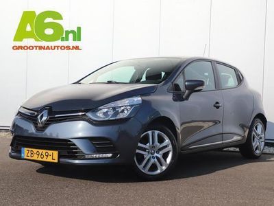 Grijs, metallic lak Occasion 2019 Renault Clio IV Zen Hatchback | € 8.999 (Eerlijke prijs)