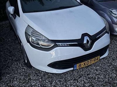 Wit Gebruikt 2014 Renault Clio GrandTour Expression Stationwagen | € 5.250 (Eerlijke prijs)
