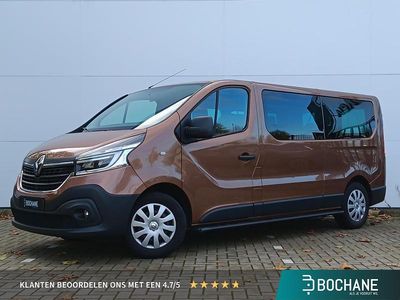 Bruin Occasion 2021 Renault Trafic Zen MPV | € 30.295 (Duur)