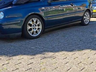 Blauw Gebruikt 2000 VW Golf Cabriolet Highline Cabriolet | € 4.000 (Duur)