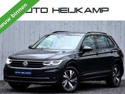 Grijs Gebruikt 2022 VW Tiguan Business+ SUV | € 28.950 (Super prijs)