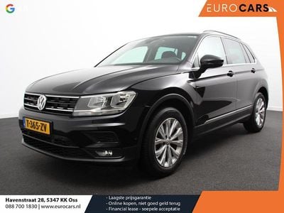 Zwart Gebruikt 2020 VW Tiguan Comfortline SUV | € 26.390 (Super prijs)