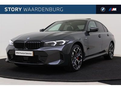 Grijs Occasion 2026 BMW 330e M Sport Sedan | € 72.495