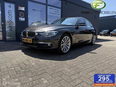 Bruin Gebruikt 2016 BMW 330 Executive Sedan | € 15.950 (Eerlijke prijs)