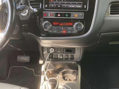 Brons Occasion 2019 Mitsubishi Outlander Edition SUV | € 21.850 (Eerlijke prijs)