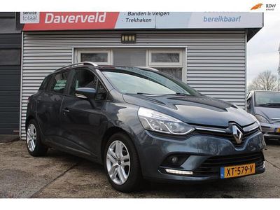Grijs Occasion 2018 Renault Clio GrandTour Intens Stationwagen | € 6.700 (Goede deal)