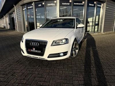Wit Gebruikt 2010 Audi A3 Sportback S-Line Hatchback | € 4.750 (Eerlijke prijs)