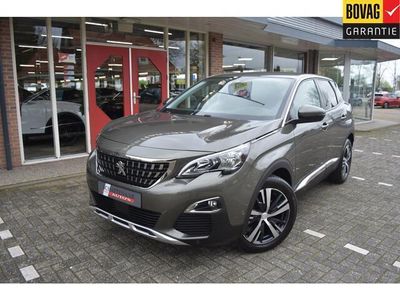 tweedehands Peugeot 3008 1.2 PureTech Allure/Automaat