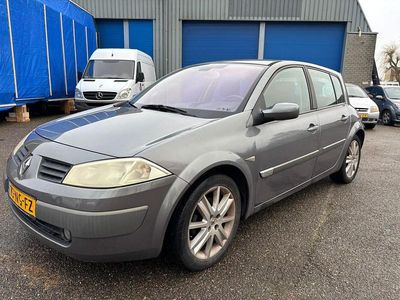 Grijs Gebruikt 2003 Renault Mégane II Expression Hatchback | € 1.450