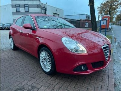 tweedehands Alfa Romeo Giulietta 1.6 JTDm 5deurs Progression Airco/ECC,Cruisecontrol