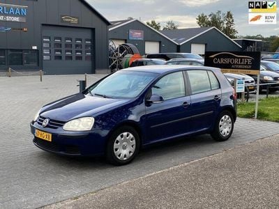 Blauw Gebruikt 2005 VW Golf IV Trendline Hatchback | € 2.100 (Eerlijke prijs)