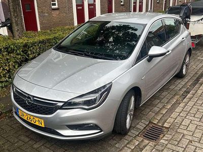 Zilver Gebruikt 2016 Opel Astra Innovation Hatchback | € 9.500 (Eerlijke prijs)