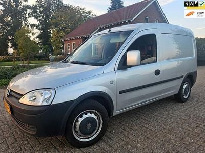Occasion Opel Combo 90 PK (66 kW) 2009 Grijs MPV