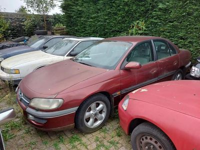 tweedehands Opel Omega 3.0i V6 MV6