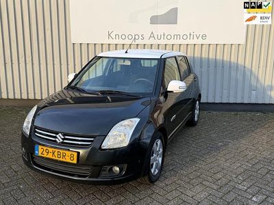 Zwart Gebruikt 2009 Suzuki Swift Limited Hatchback | € 4.945 (Iets duurder)
