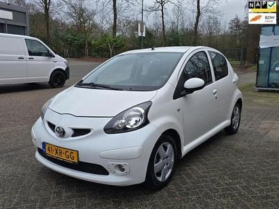 Occasion Toyota Aygo Sport 68 PK (50 kW) 2007 Wit Hatchback