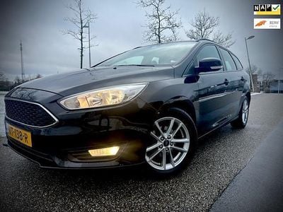Zwart Occasion 2017 Ford Focus Stationwagen | € 5.950 (Goede deal)