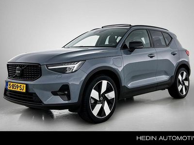 Grijs Occasion 2022 Volvo XC40 Core SUV | € 32.950 (Eerlijke prijs)