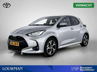 Grijs Occasion 2025 Toyota Yaris Hybrid Limited Hatchback | € 27.450 (Eerlijke prijs)