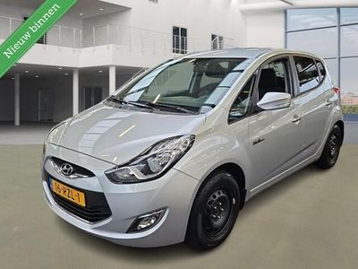 tweedehands Hyundai ix20 1.6i i-Vision AIRCO | TREKHAAK