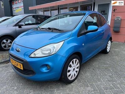 Blauw Gebruikt 2010 Ford Ka Titanium Hatchback | € 3.250 (Eerlijke prijs)