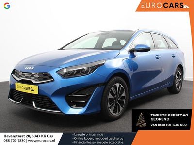 Blauw Gebruikt 2022 Kia Ceed Hatchback | € 22.640 (Eerlijke prijs)