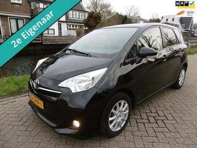 tweedehands Toyota Verso-S 1.3 VVT-i 100pk Automaat Clima Trekhaak 2e eigenaar Historie